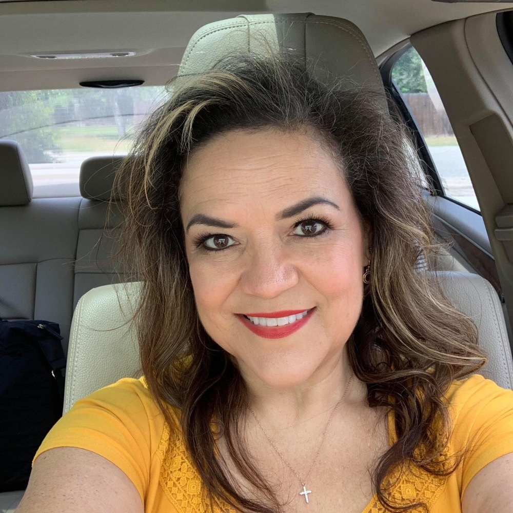 Meet your Posher, Gina